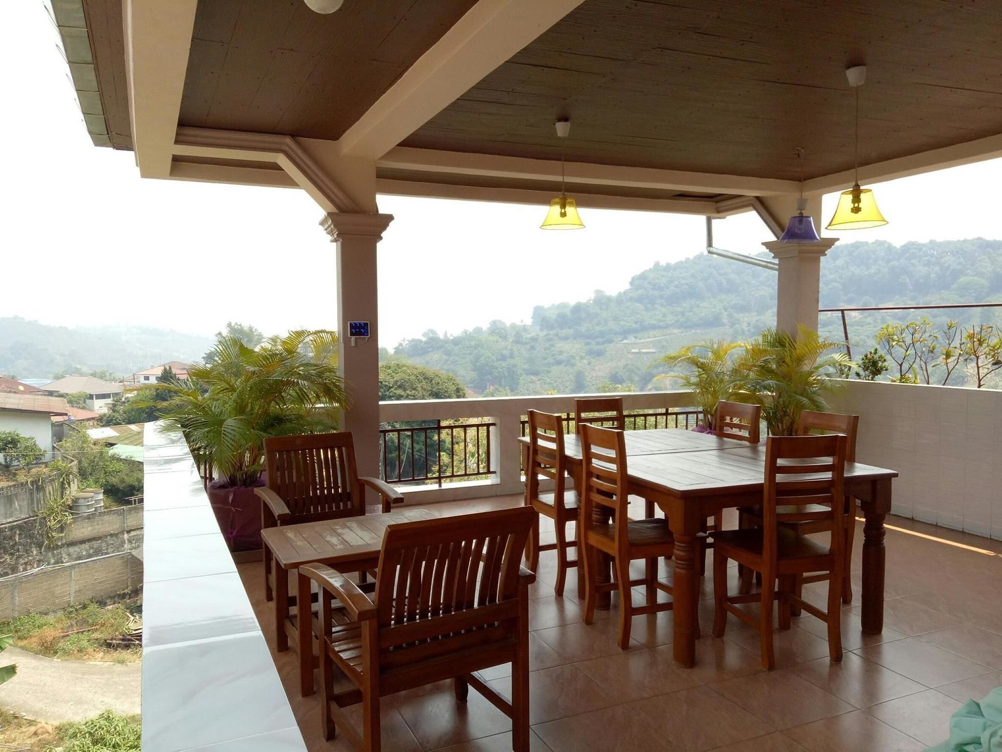 Happy House At Maesalong Hotell Chiang Rai Eksteriør bilde